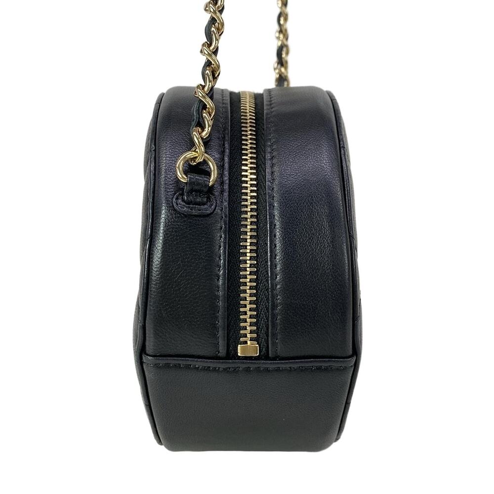 Chanel Matelasse Shoulder Bag - Picture 4 of 16